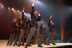Glee on Tour 3D, le film-concert-série