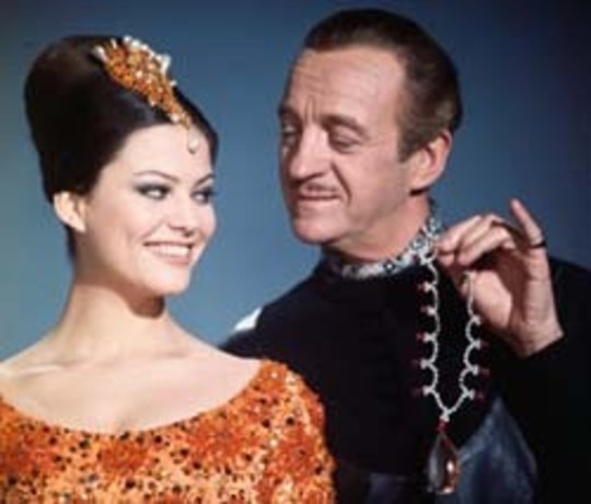 Claudia Cardinale et David Niven