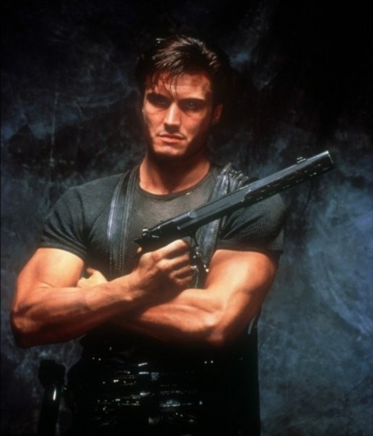 Frank Castle (Dolph Lundgren)
