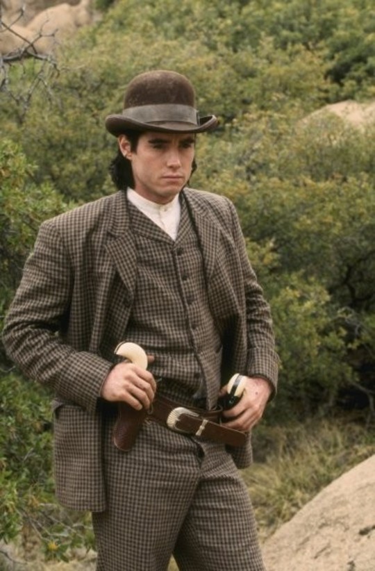 John 'J.D.' Dunne (Andrew Kavovit)
