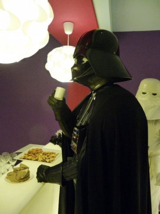 PGW - Dark Vador boit un café... noir bien entendu