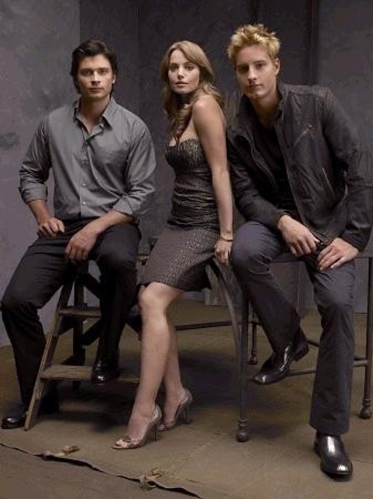 Clark Kent (Tom Welling), Lois Lane (Erica Durance) et Oliver Queen (Justin Hartley)