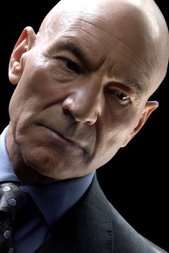 Charles Xavier (Patrick Stewart)
