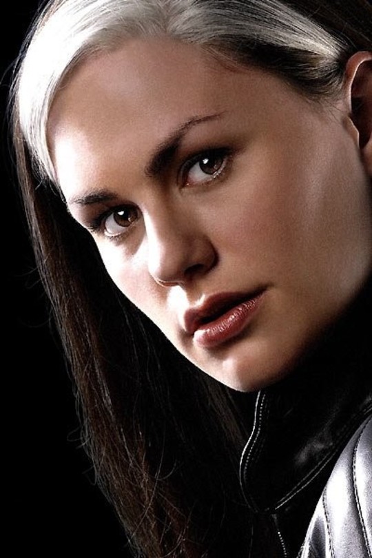 Mary / Malicia (Anna Paquin)