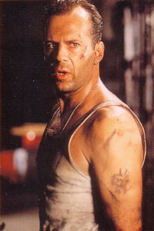 John McClane (Bruce Willis)