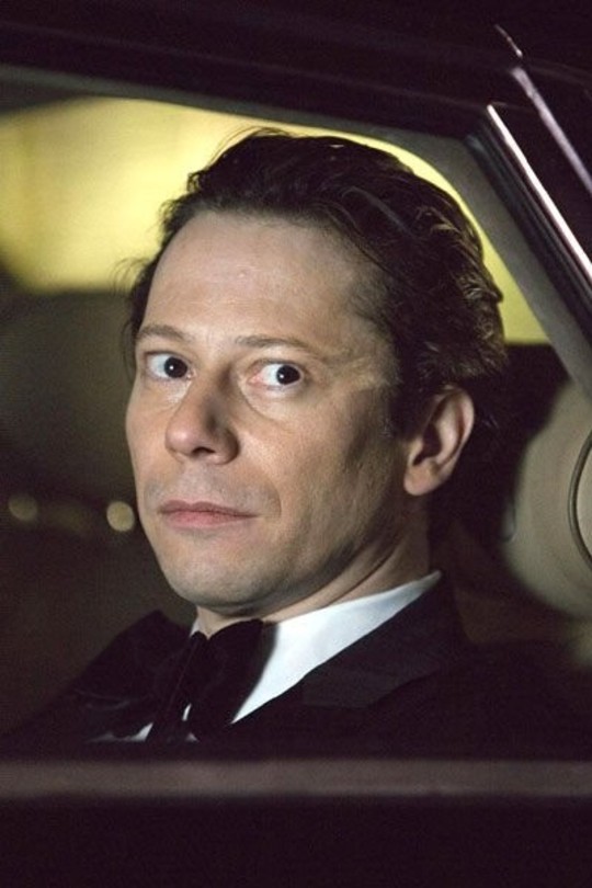 Dominic Greene (Mathieu Amalric)