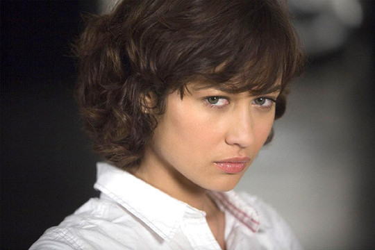 Camille (Olga Kurylenko)