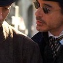John Watson (Jude Law) et Sherlock Holmes (Robert Downey Jr.)