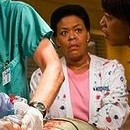 Mark Greene, Haleh Adams (Yvette Freeman) et Kate Bansfield (Angela Bassett)