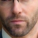 Alessandro Nivola que du feu