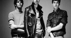 We play we are de Dissonant Nation, un premier album comme une évidence