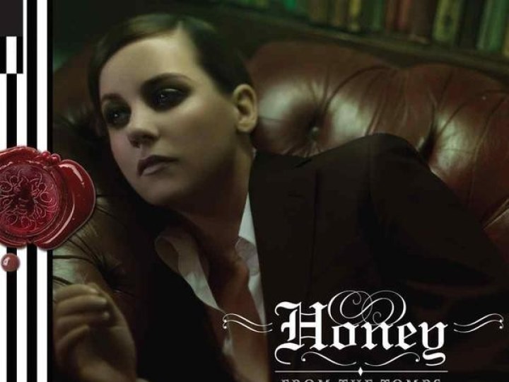 Millan (Amy) - Honey from the Tombs
