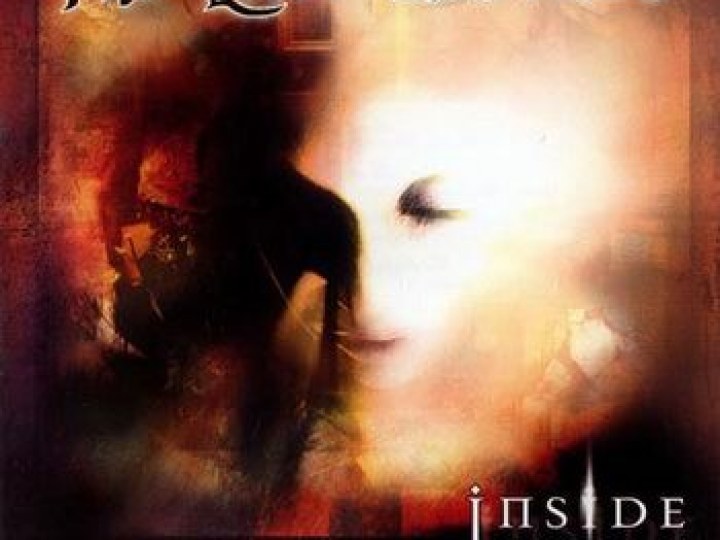 Last Embrace (The) - Inside