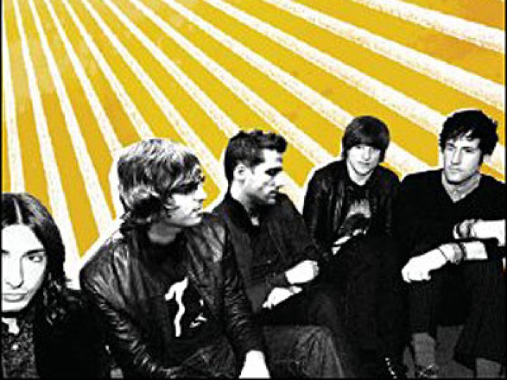 Bravery (The) - The Sun and the Moon